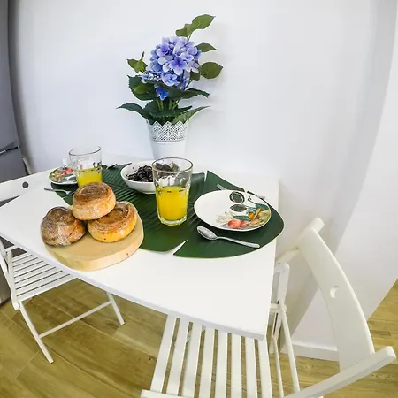 Apartament Sweethomes *